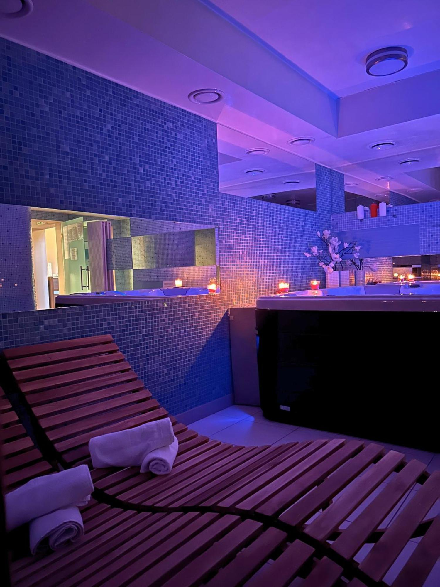 Vesta Centrum Konferencyjno Wypoczynkowe Aparthotel 3*